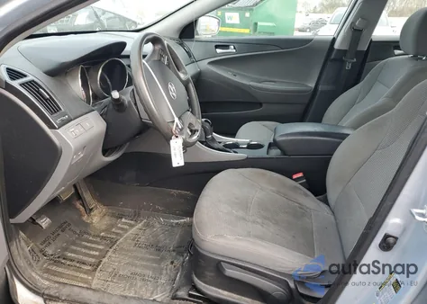 2013 Hyundai Sonata Gls z USA, uszkodzony, nr VIN 5NPEB4AC5DH665212